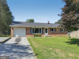 571 E Heatherfield Way, Red Lion, PA 17356