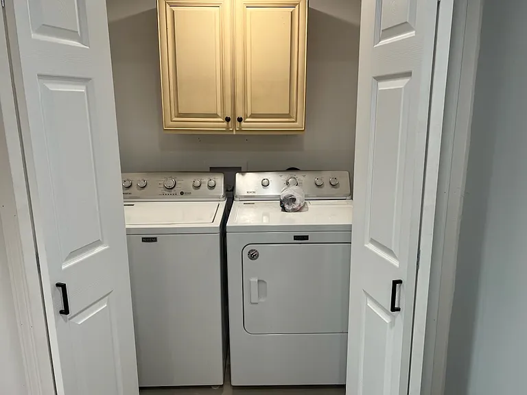 902 Morse St #1 — Photo 4