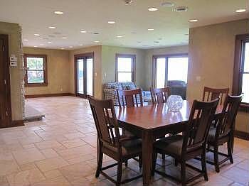 4th image of 184 Mondloch Dr