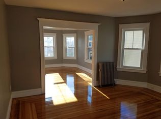 20 Mayflower St, Providence, RI 02906