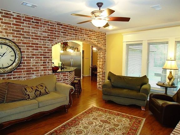 5th image of 740 Boxwood St