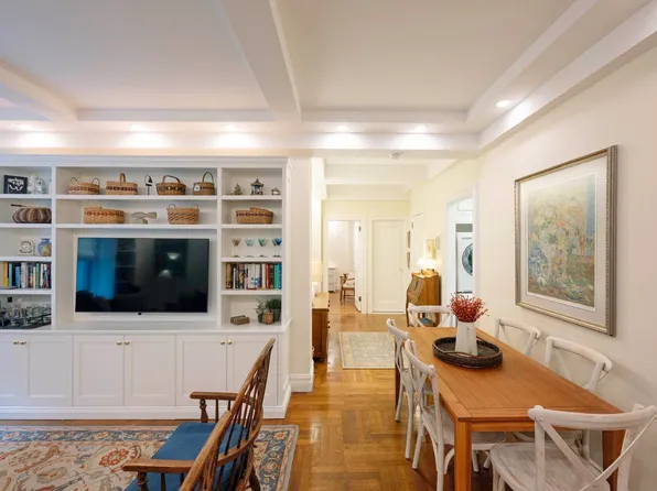 124 East 84th Street image 3 of 10