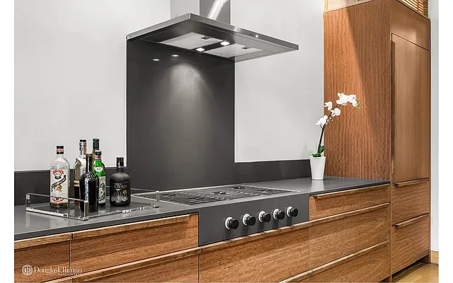 Sold by Douglas Elliman | media 20