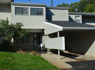 6379 Wainscot St SE, Grand Rapids, MI 49546