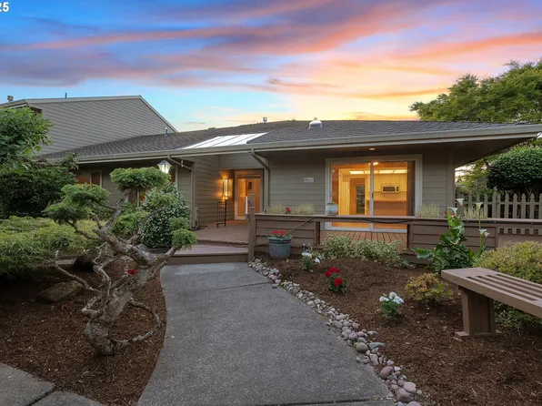 7785 SW Fairway Dr, Wilsonville, OR 97070