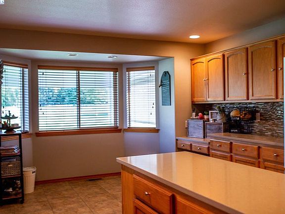 5th image of 97603 E Brooklyn Dr