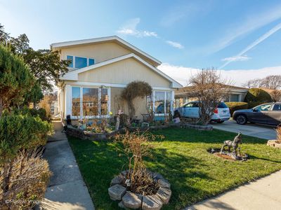 (Undisclosed Address), Skokie, IL, 60076