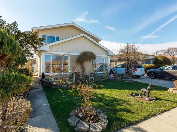 7520 Crawford Ave, Skokie, IL 60076
