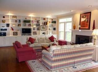 5555 Powers Ridge Ct NW, Atlanta, GA 30327