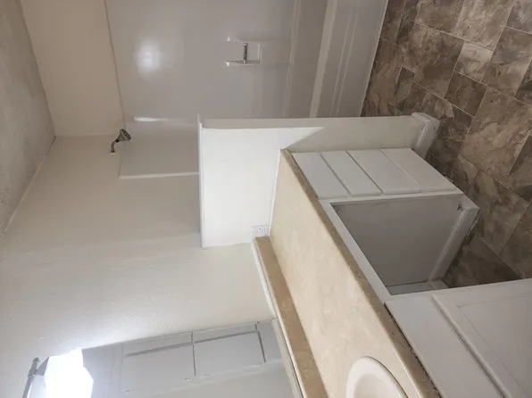 3243 Nacogdoches Rd #1, San Antonio, TX 78217