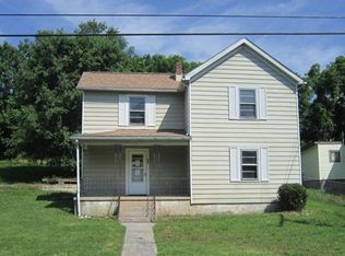 458 Tinker Ave, Vinton, VA 24179