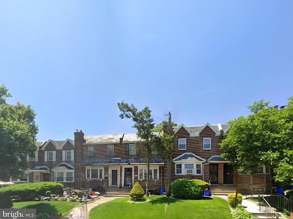 3rd image of 6628 Hollis St