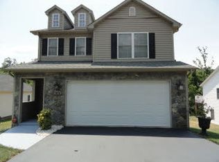 2826 Green Ridge Rd, Roanoke, VA 24019