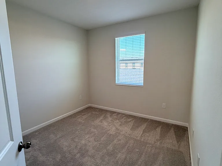 1387 Mount Royal Dr — Photo 25