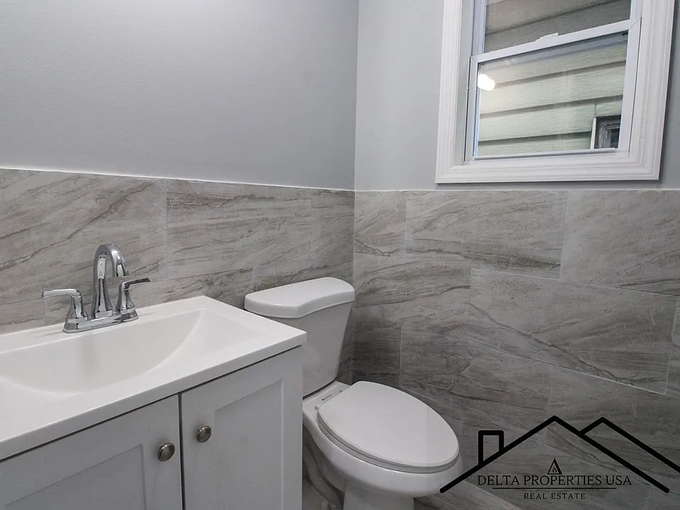 158 Jacques St #3