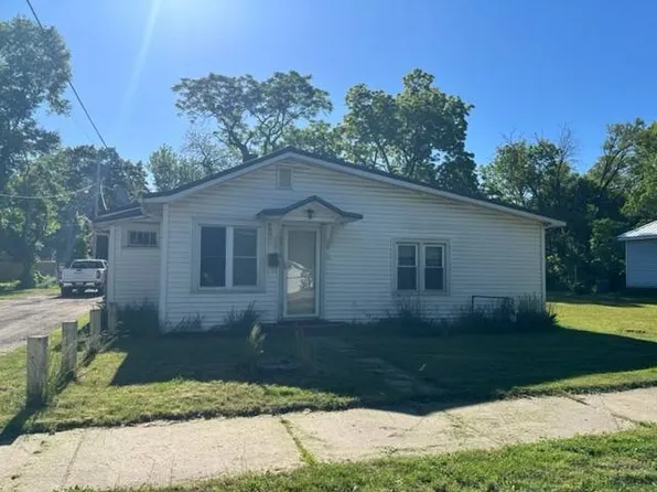 1816 S 6th St, Elkhart, IN 46516
