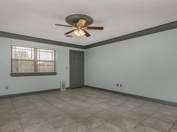 2nd image of 2606 16th Ave