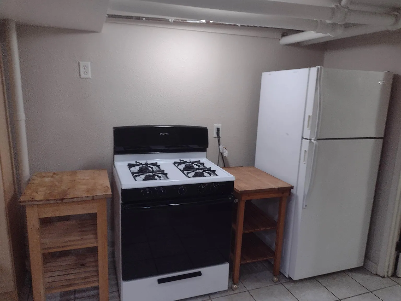 Studio, 430 sqft, $950 — Photo 3