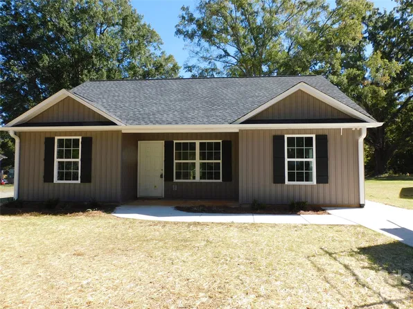 222 McClain St, York, SC 29745