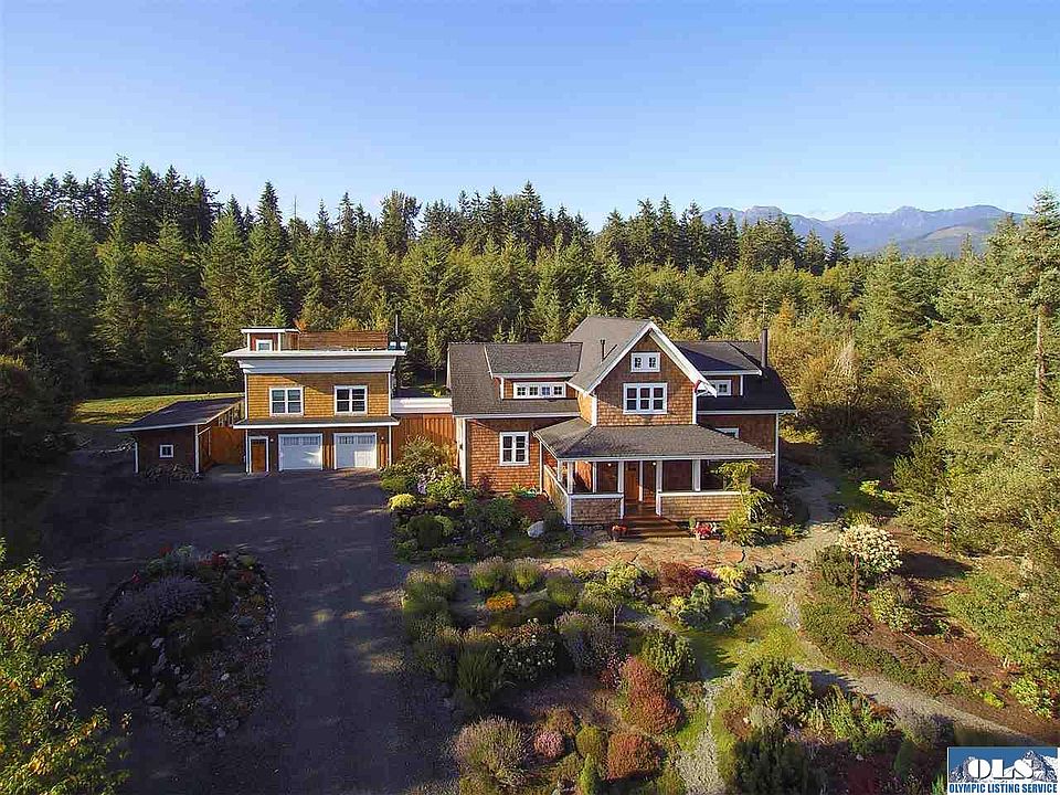 1st image of 143 Highland Crest Dr