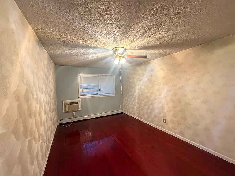 218 Allen Ave #2 — Photo 5