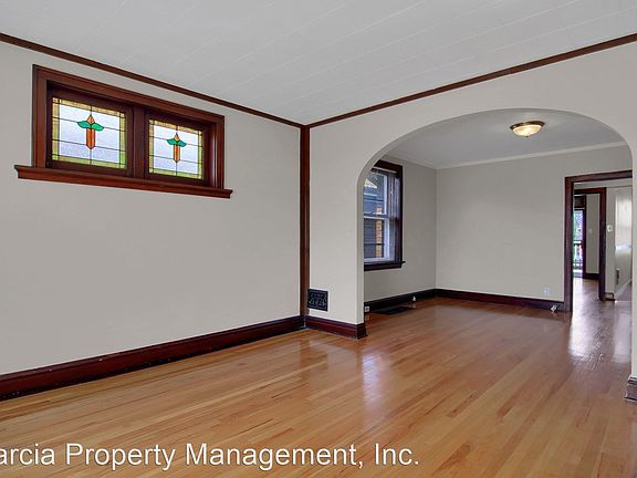 3rd image of 4929 Pernod Ave APT 2W