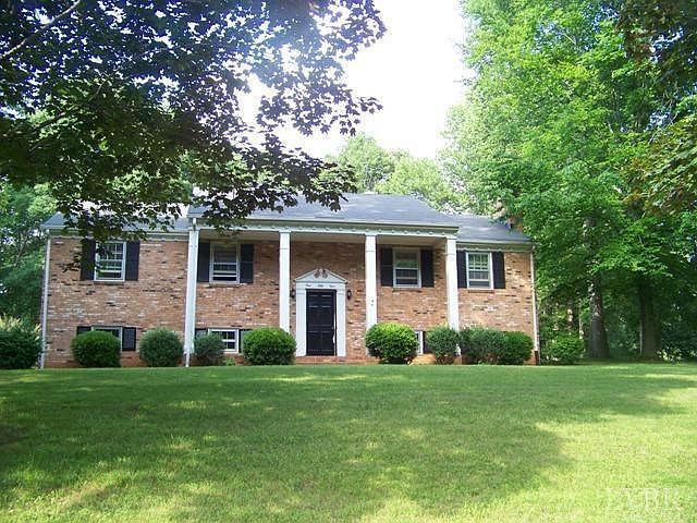 1st image of 154 Wildwood Dr