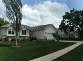 310 Springview Dr, Marshall, WI 53559