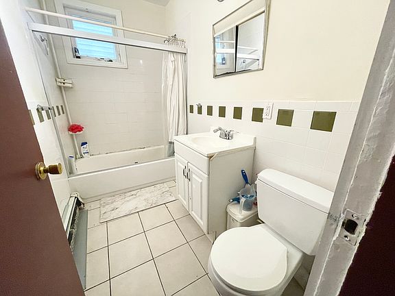 2nd image of 24 Maryland St