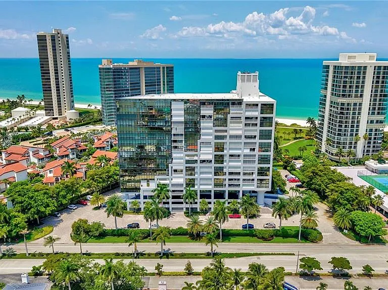 4751 Gulf Shore Blvd N #3 — Photo 1
