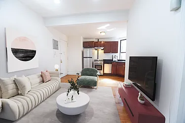 Rented by Platinum Properties