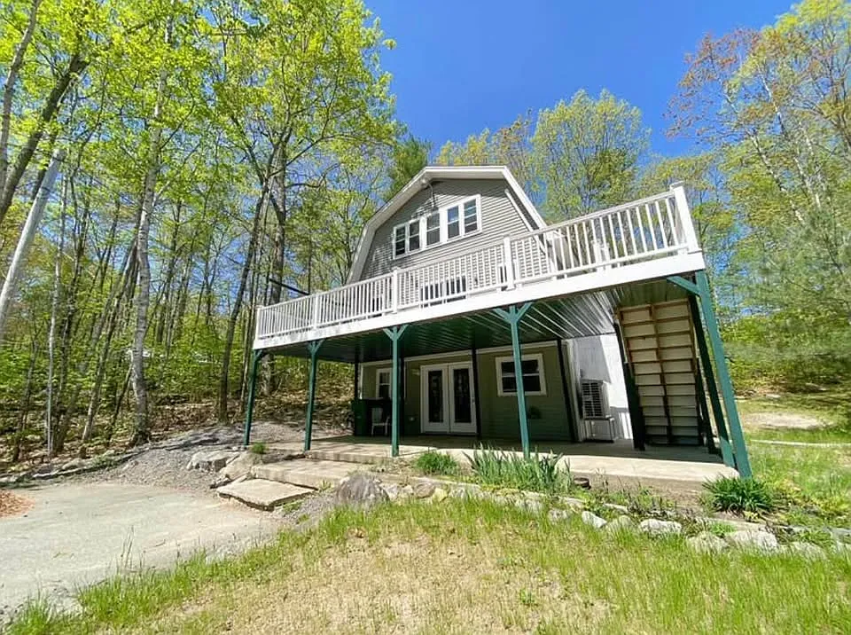 Building Photo - 136 Mount Hunger Shore Rd