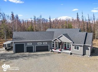 8178 E Magnificent View Dr, Palmer, AK 99645