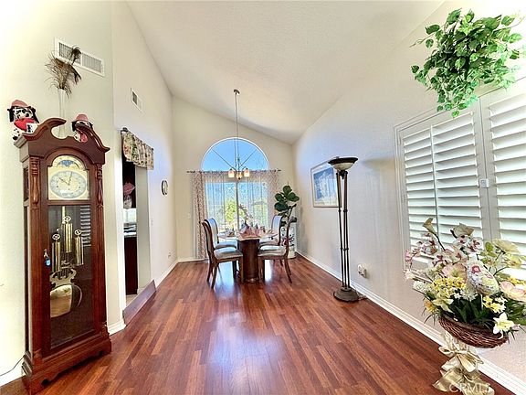 5th image of 27440 Bolandra Ct