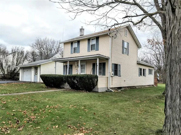 125 Walnut St, Penn Yan, NY 14527