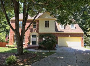 801 Green Passage Ln, Apex, NC 27502