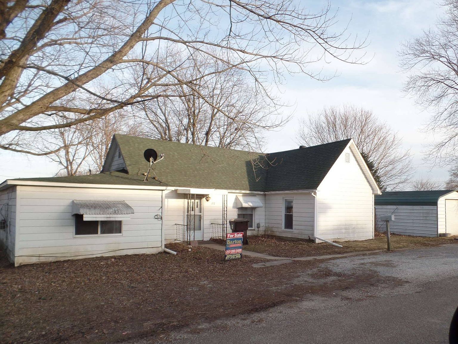 212 S Clay St, Griggsville, IL 62340 Zillow