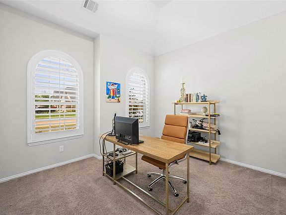 4th image of 2111 Blossomcrown Dr
