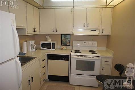 4th image of 6220 Augusta Dr APT 310