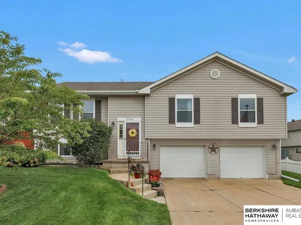 2709 Joann Ave, Bellevue, NE 68123