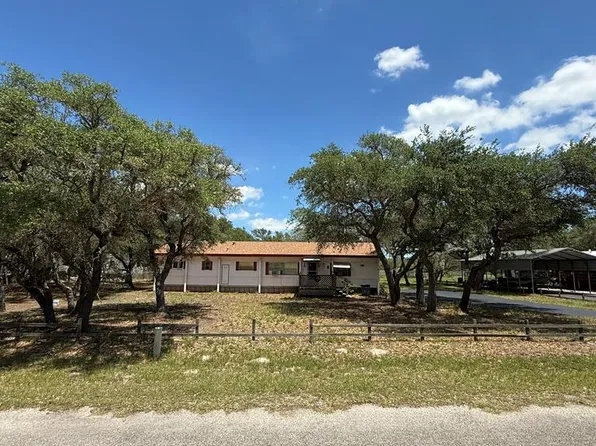 10 Farmers Cir, Fulton, TX 78358