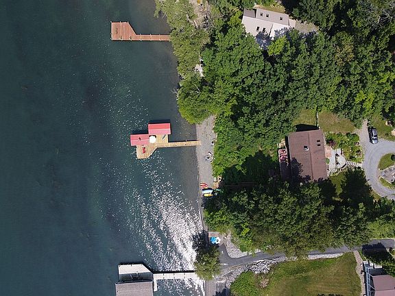 4th image of 8744 Lower Lake Road Spur