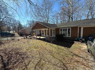 251 White Ln, Bedford, IN