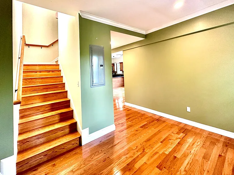 222 Winchester St #2 — Photo 5