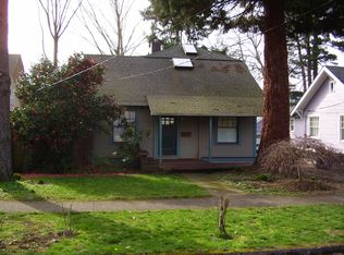 9016 N Willamette Blvd, Portland, OR 97203