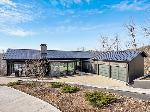 5th image of 127 Crosswind Ct