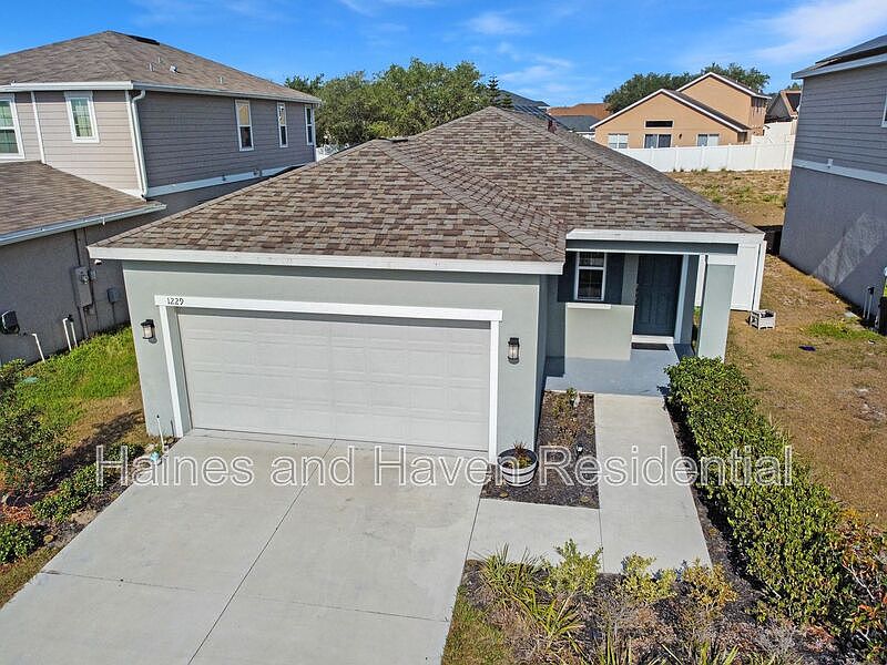 1st image of 1229 Forest Gate Cir