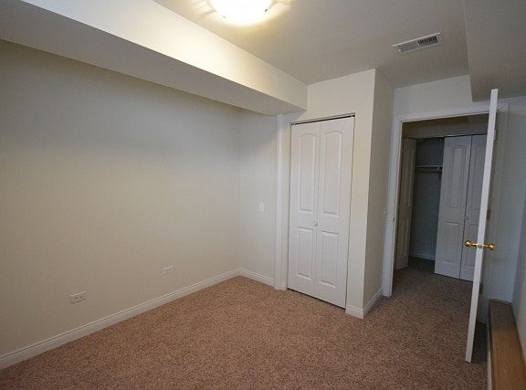 5th image of 2141 W Ainslie St #1