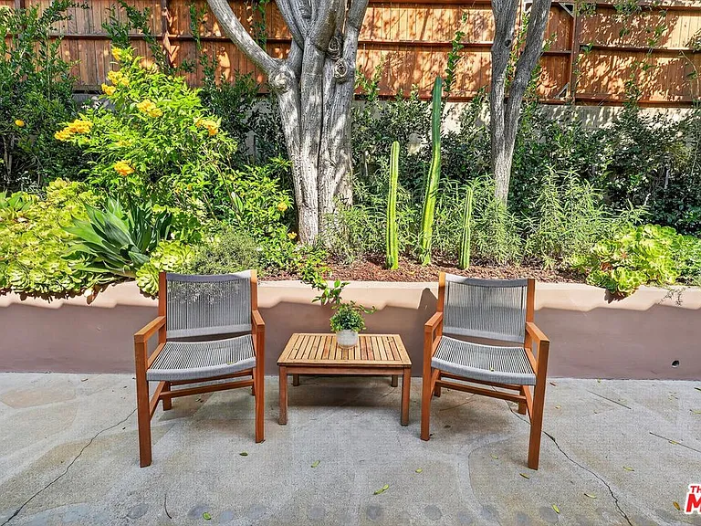 1515 Rendall Pl — Photo 33
