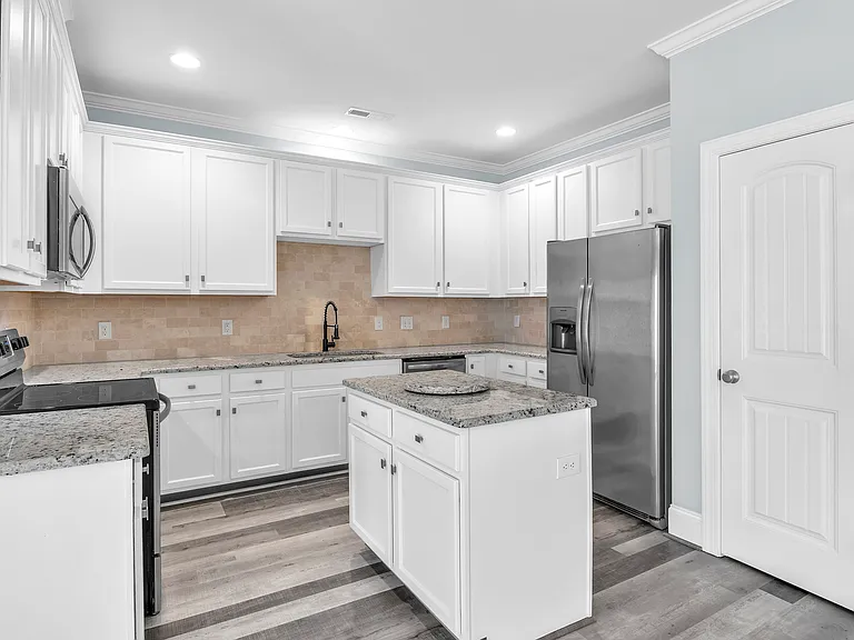 7195 Bonaventure St SW #502 — Photo 10